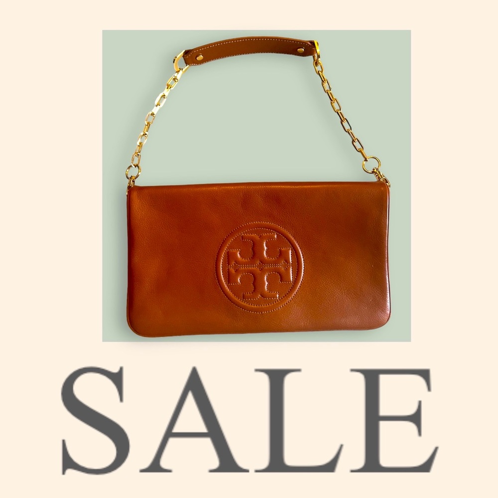 TORY BURCH Luggage Tan Leather Bombe Reva Clutch with Gold Chain.